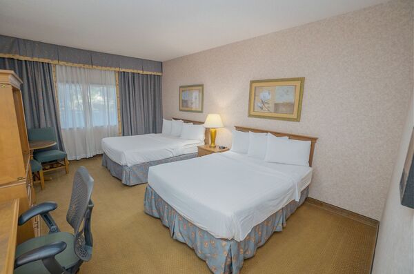 Piccadilly Inn Airport