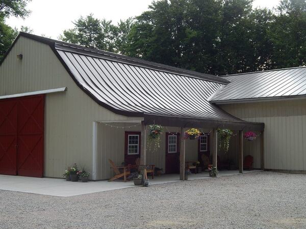 Alford's Glen Wedding Barn
