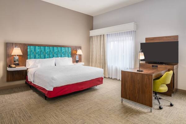 Hampton Inn & Suites Hartford-Manchester