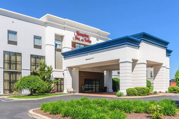 Hampton Inn & Suites Hartford-Manchester