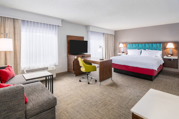 Hampton Inn & Suites Hartford-Manchester