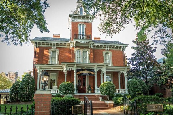 Second Empire Restaurant And Tavern