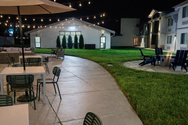 Veranda Wedding Venue and Event Center