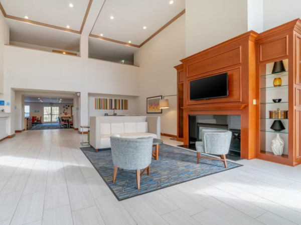 Holiday Inn Express Prince Frederick