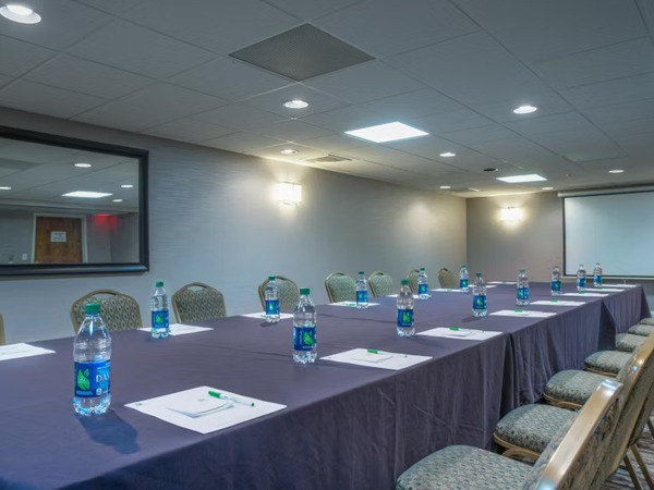 Holiday Inn Harrisburg/ Hershey