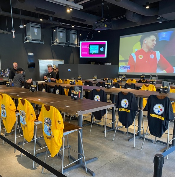 Tom's Watch Bar - Minneapolis
