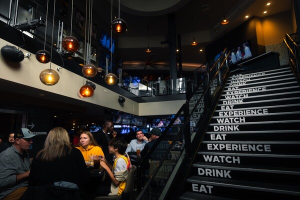 Tom's Watch Bar - Minneapolis