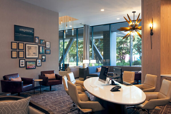 H Hotel Los Angeles, Curio Collection by Hilton