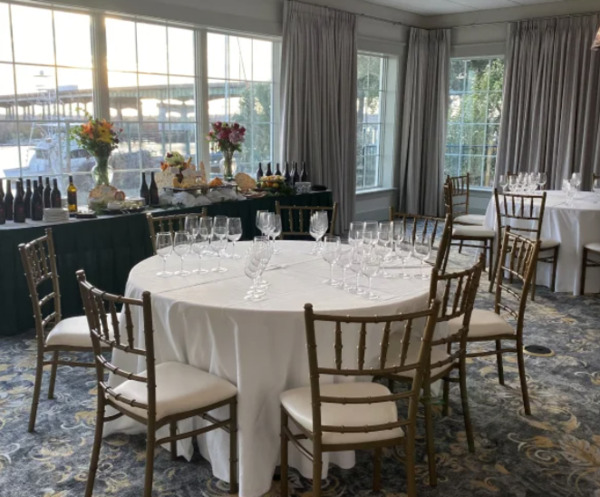 Oaks on the River Luxury Boutique Resort