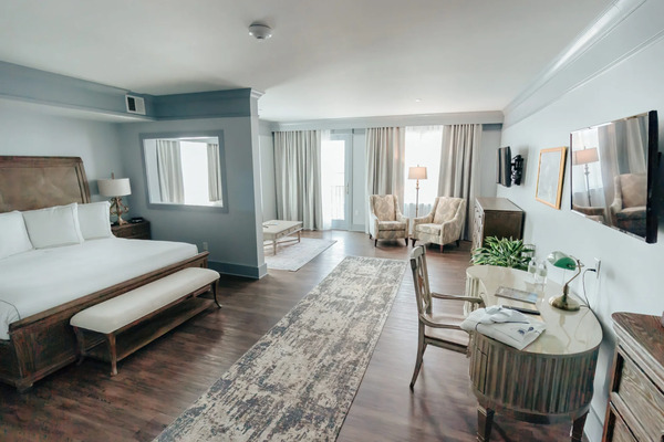 Oaks on the River Luxury Boutique Resort
