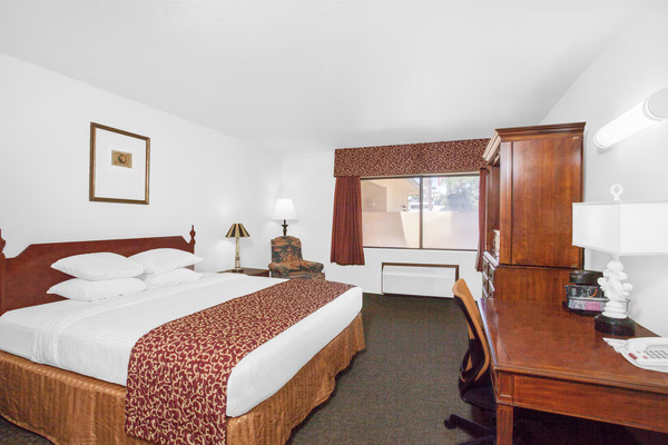 Ramada Barstow
