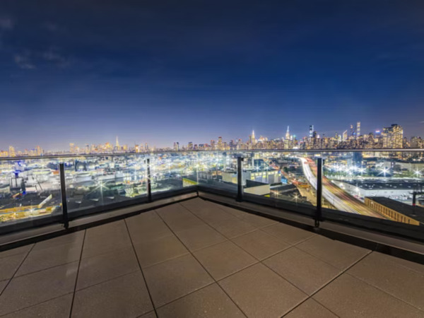 Holiday Inn Express Long Island City