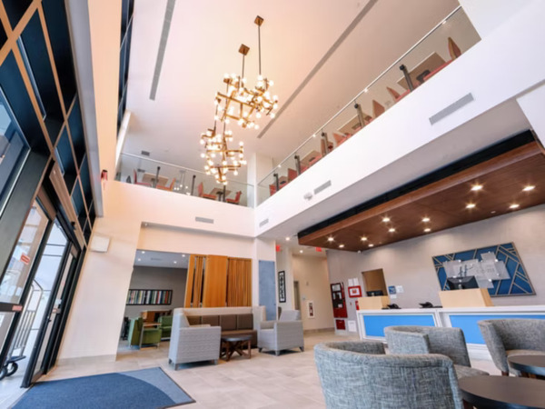 Holiday Inn Express Long Island City