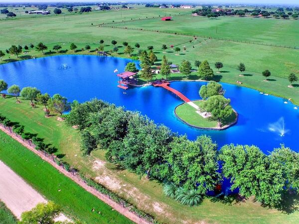 Lonesome Wind Ranch