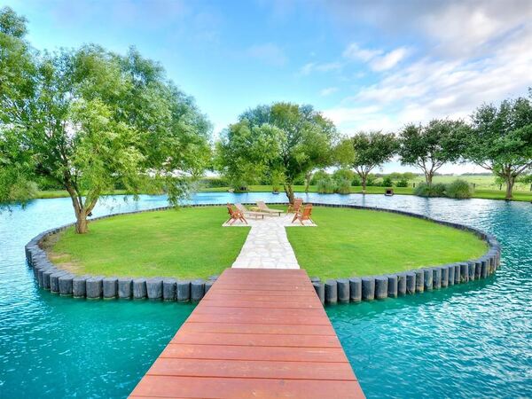 Lonesome Wind Ranch