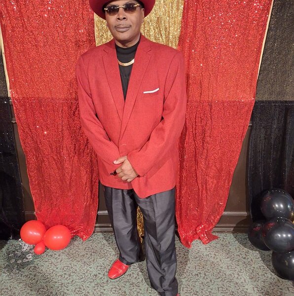 Robert's Dj & Karaoke Services