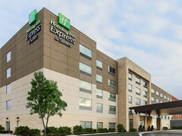 Holiday Inn Express & Suites Chicago O'Hare