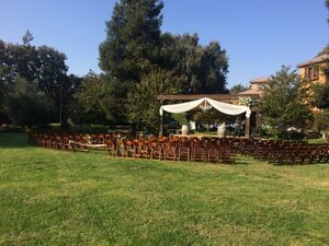 Grand Oak Lawns