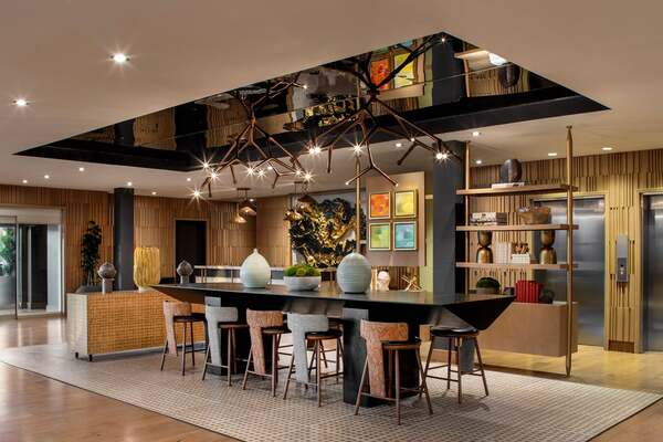 The Elmore Hotel