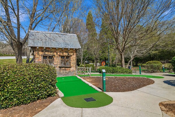 Apple Mountain Resort