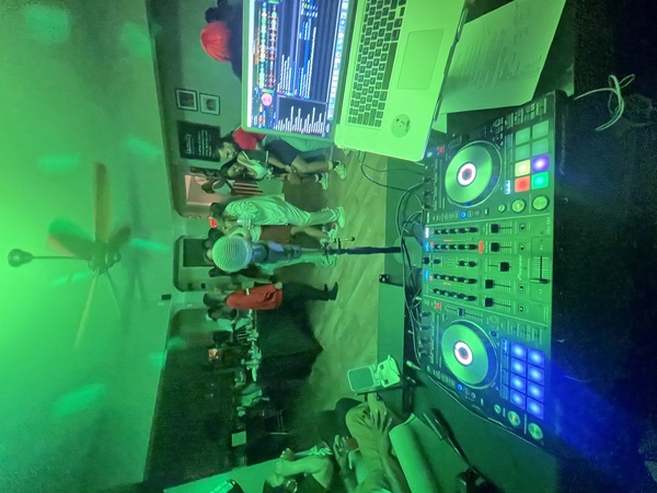 Carolina Star DJ