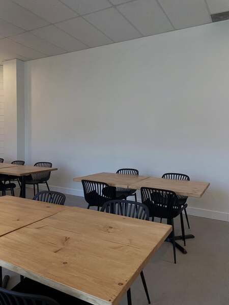 Serene Stay & Play Cafe
