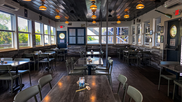 Rustic Inn Crabhouse
