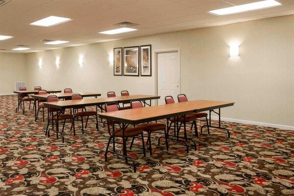 Quality Inn & Suites - Eufaula, AL