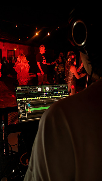 DJ Studio 37