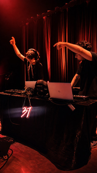 DJ Studio 37
