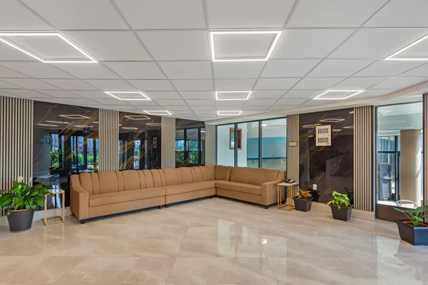 Quality Inn & Suites - Brampton