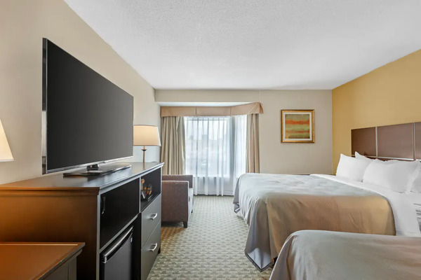Quality Inn & Suites - Brampton