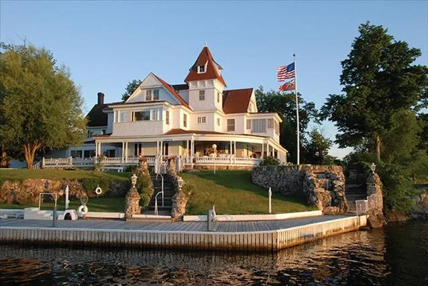 Cherry Island Weddings