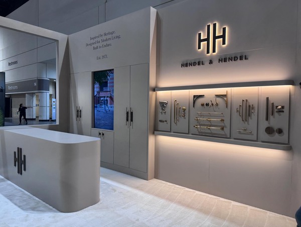 Exhibit Experience