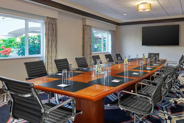 Four Points by Sheraton Bellingham Hotel & Conference Center