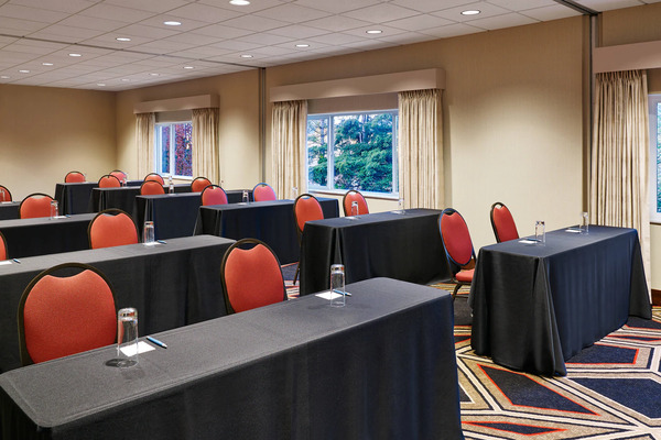 Four Points by Sheraton Bellingham Hotel & Conference Center