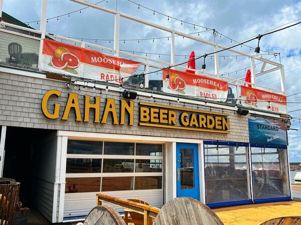 Captain Dan's Seafood Bar and Grill