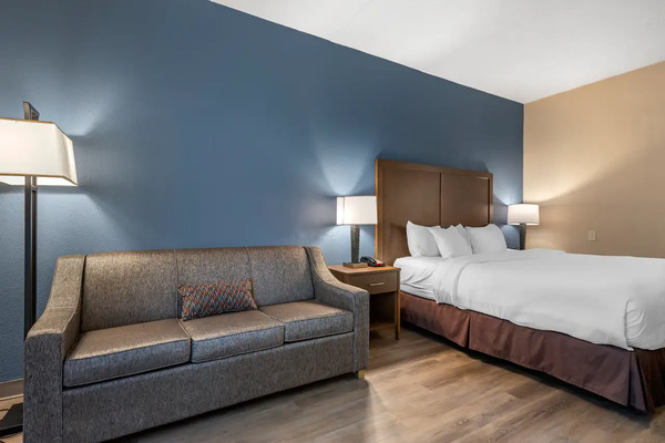 Comfort Inn & Mainstay Suites Horsham