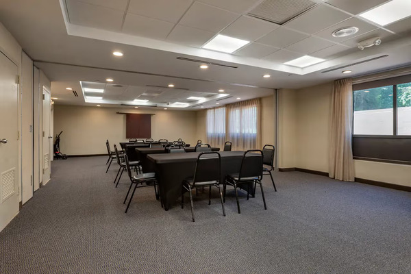 Comfort Inn & Mainstay Suites Horsham