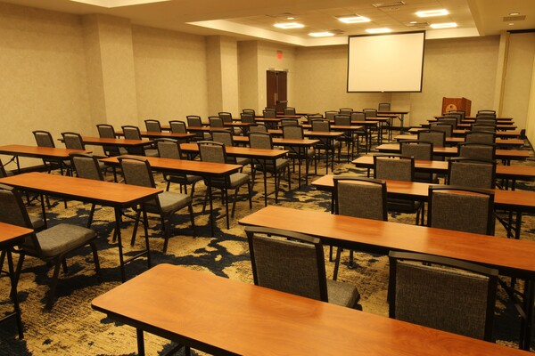 DoubleTree Greensboro Gate City