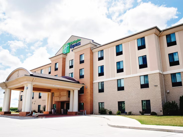 Holiday Inn Express & Suites Urbandale Des Moines