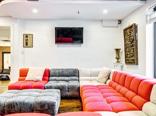 Lion’s Den