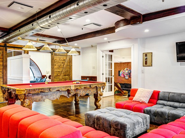 Lion’s Den