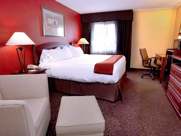 Holiday Inn Express Jamestown