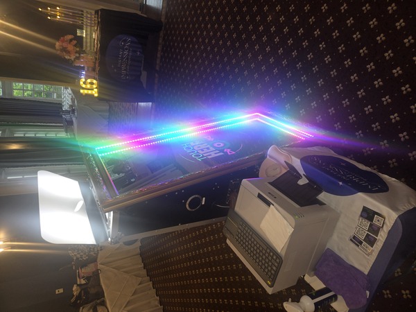 Instant Impressions PhotoBooth