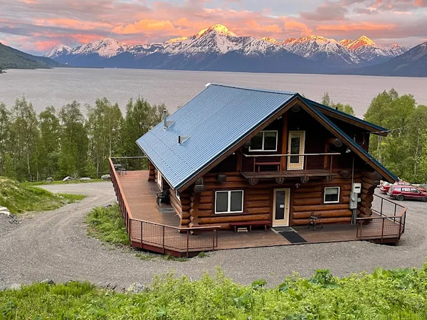 Turnagain View Lodge