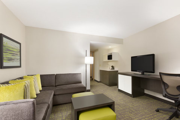 Embassy Suites Newark - Wilmington/South
