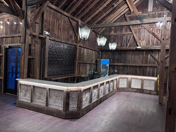 The Landing at 1841 Farms & Vineyard