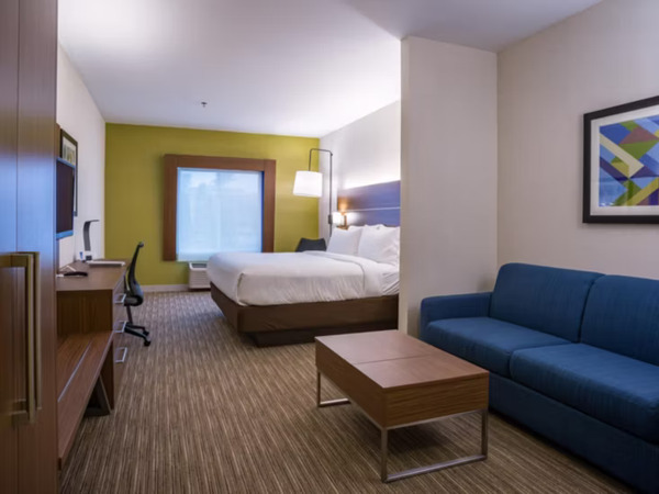 Holiday Inn Express Branford-New Haven
