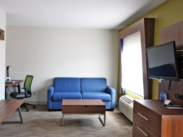 Holiday Inn Express Branford-New Haven